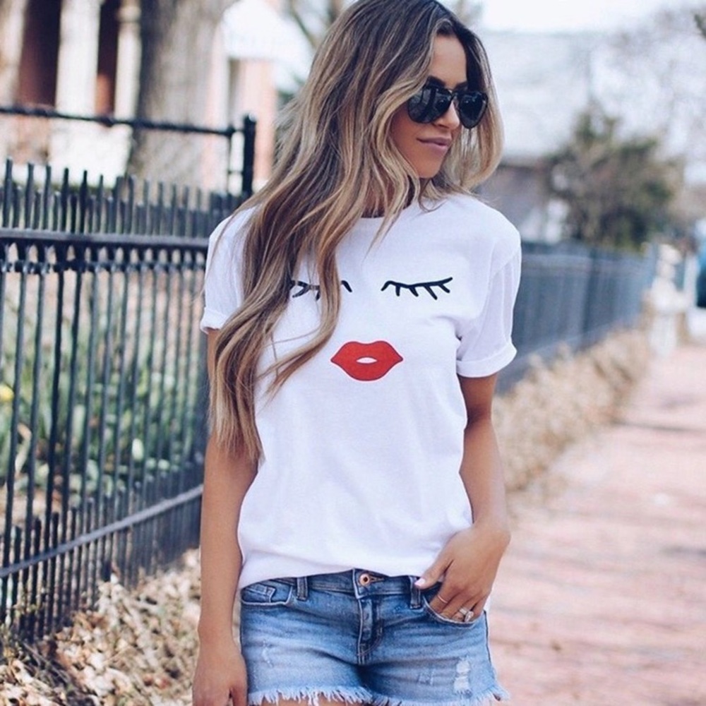 Cute Eyelash Wink Red Lips Tee